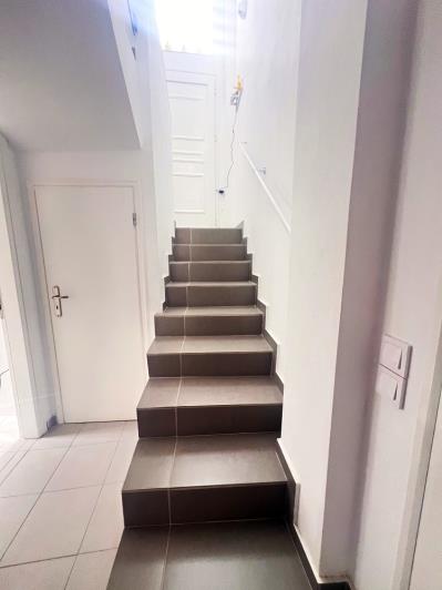 Image No.16-2 Bed House for sale