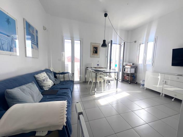 Image No.22-2 Bed House for sale