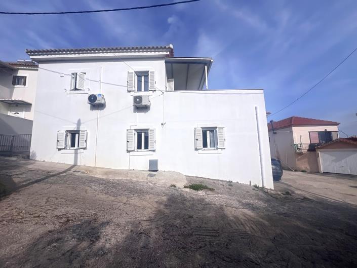 Image No.6-2 Bed House for sale