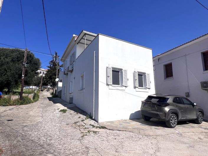 Image No.7-2 Bed House for sale