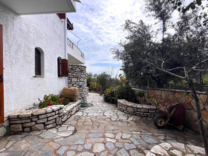 Image No.10-3 Bed House/Villa for sale