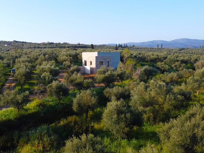 Image No.10-3 Bed House for sale