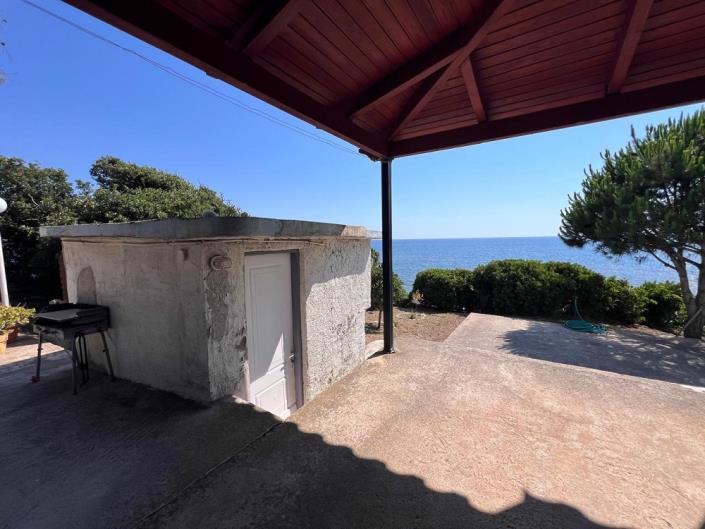 Image No.13-Propriété de pays de 4 chambres à vendre à Pylos
