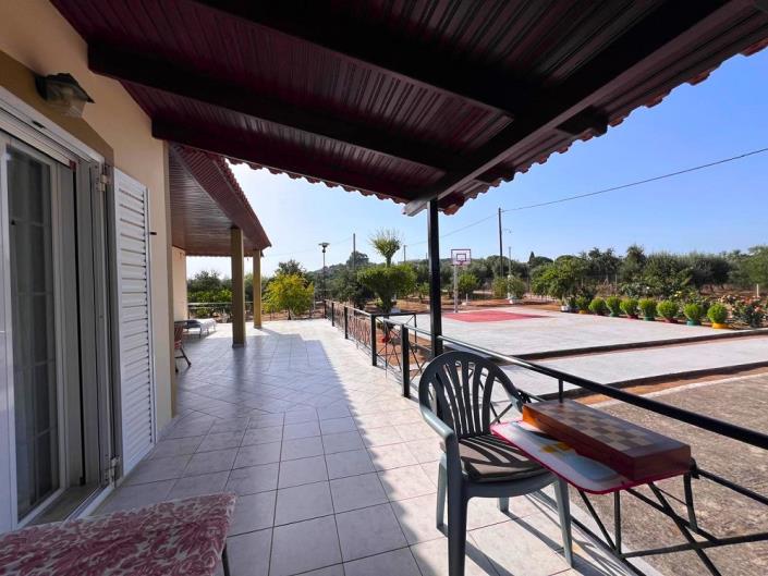 Image No.17-2 Bed House for sale