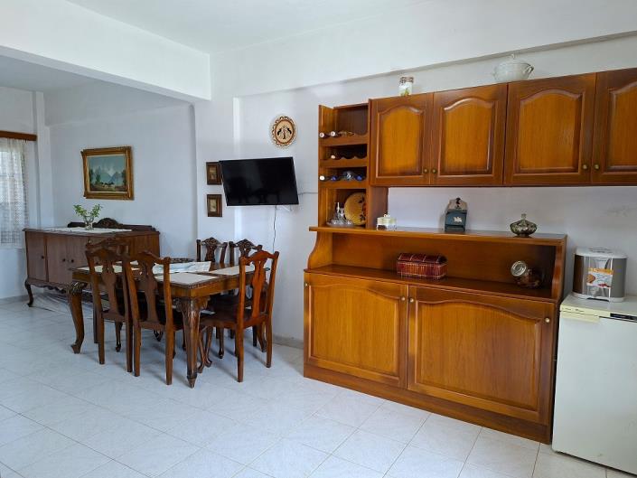 Image No.11-2 Bed House for sale