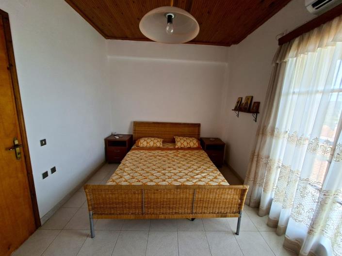Image No.19-2 Bed House for sale
