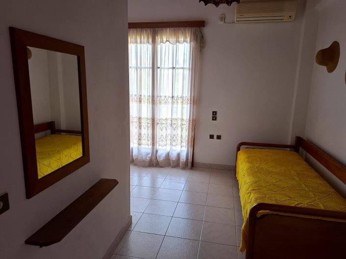 Image No.21-2 Bed House for sale