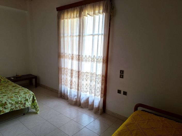 Image No.22-2 Bed House for sale