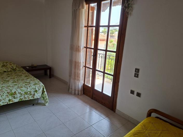 Image No.23-2 Bed House for sale