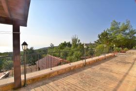 Image No.6-4 Bed House for sale