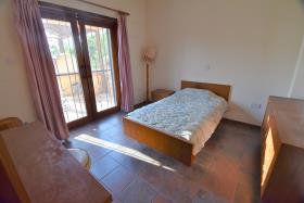 Image No.9-4 Bed House for sale