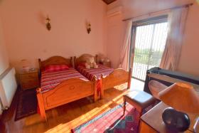 Image No.22-4 Bed House for sale