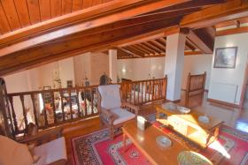 Image No.27-4 Bed House for sale
