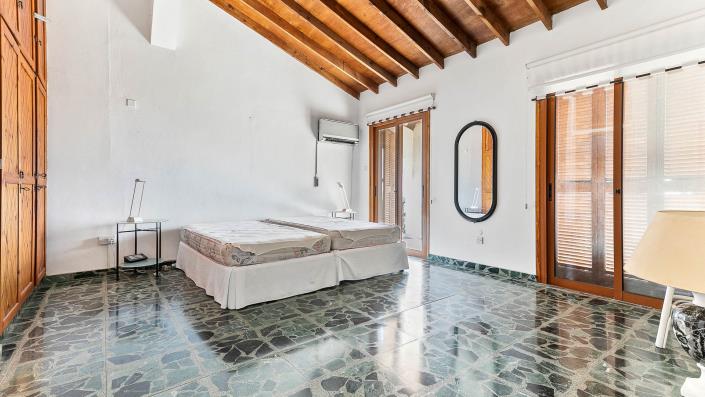 Image No.6-Maison de 4 chambres à vendre à Pissouri