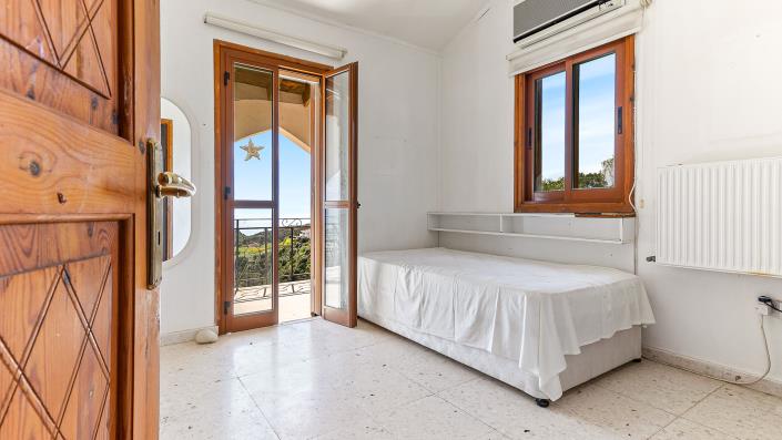 Image No.11-Maison de 4 chambres à vendre à Pissouri