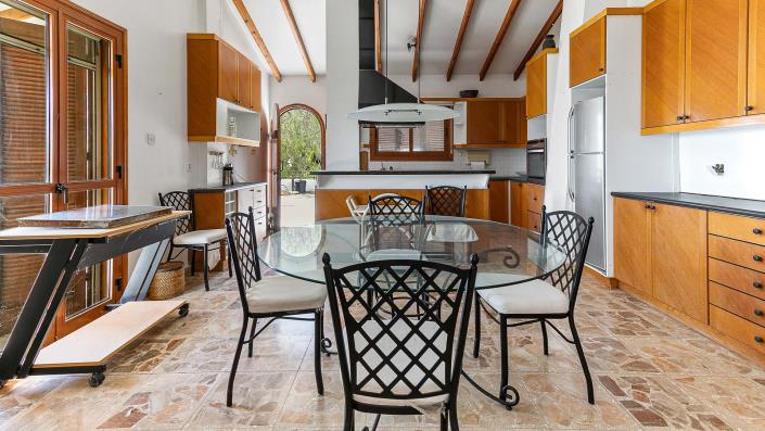 Image No.15-Maison de 4 chambres à vendre à Pissouri