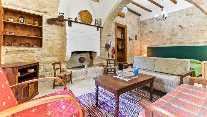 Image No.27-8 Bed Hotel for sale