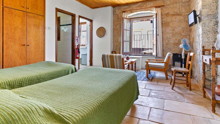 Image No.37-8 Bed Hotel for sale