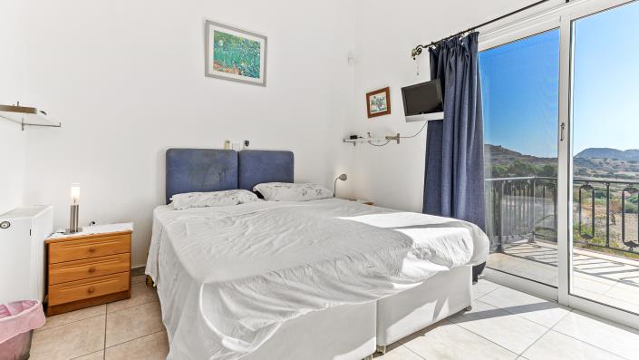 Image No.14-4 Bed Villa / Detached for sale