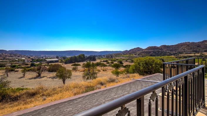 Image No.19-4 Bed Villa / Detached for sale