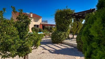 4 Bed Villa / Detached for sale