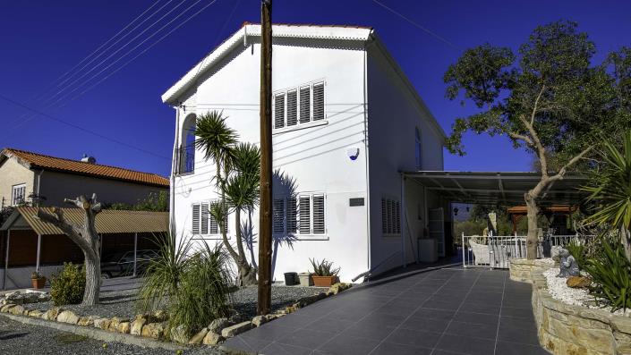 Image No.1-5 Bed Villa / Detached for sale