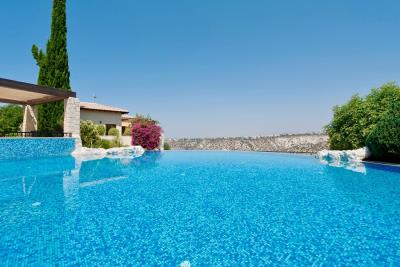 QZ02---Aphrodite-Hills-Cyprus-Holiday-Sun-Apartment--8-