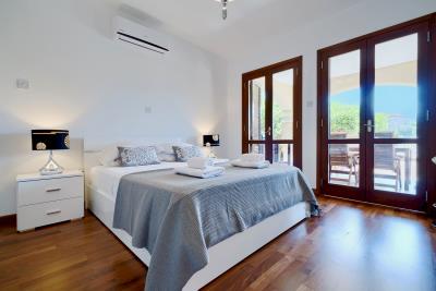 QZ02---Aphrodite-Hills-Cyprus-Holiday-Sun-Apartment--9-