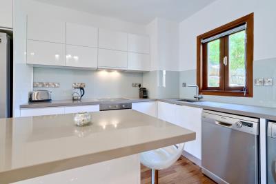 QZ02---Aphrodite-Hills-Cyprus-Holiday-Sun-Apartment--20-