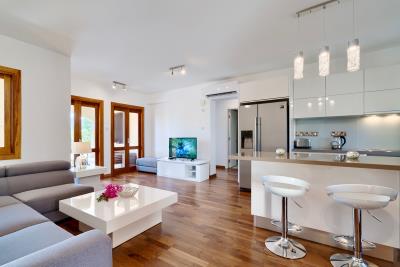 QZ02---Aphrodite-Hills-Cyprus-Holiday-Sun-Apartment--22-