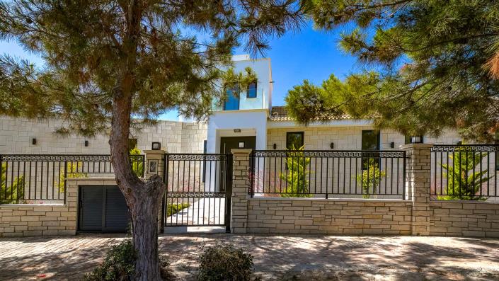 Image No.1-Villa / Détaché de 5 chambres à vendre à Aphrodite Hills