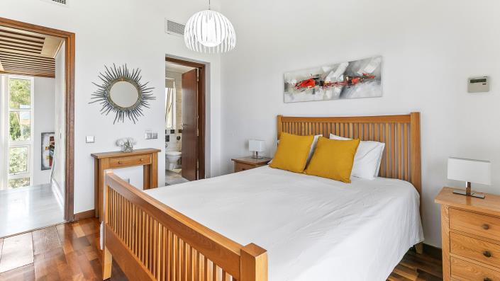 Image No.11-3 Bed Villa for sale