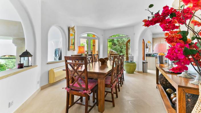 Image No.32-4 Bed Villa / Detached for sale