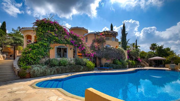 Image No.38-4 Bed Villa / Detached for sale