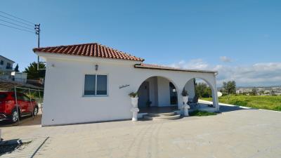 ID-794-villa-for-sale-in-Pissouri--Limassol-Cyprus--Comark-Estates6
