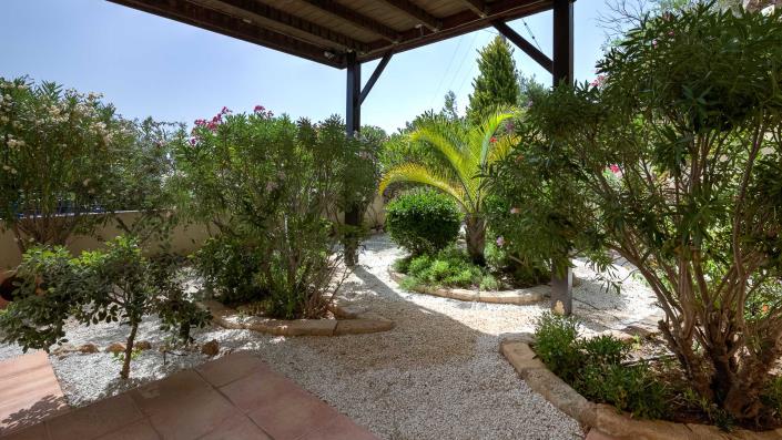 Image No.35-3 Bed Villa / Detached for sale
