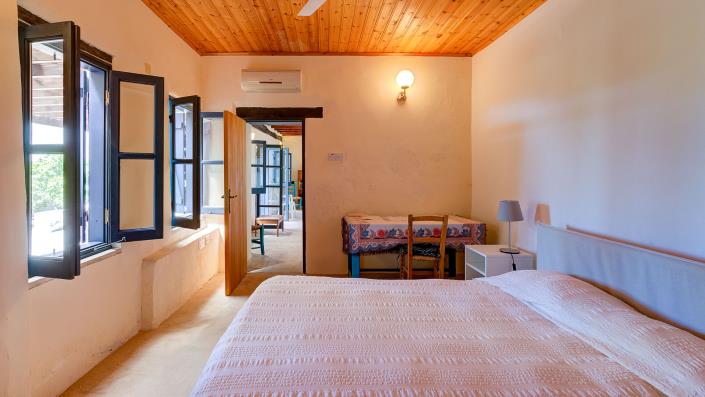 Image No.11-2 Bed Village House for sale