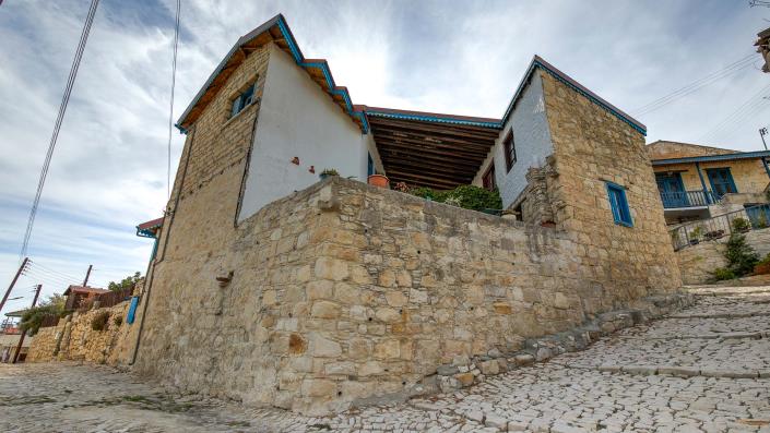 Image No.3-3 Bed Village House for sale