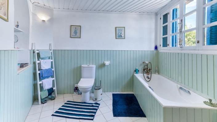 Image No.24-3 Bed Village House for sale