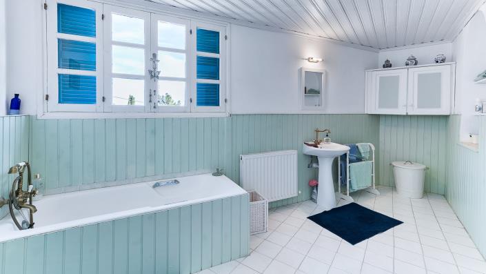 Image No.25-3 Bed Village House for sale