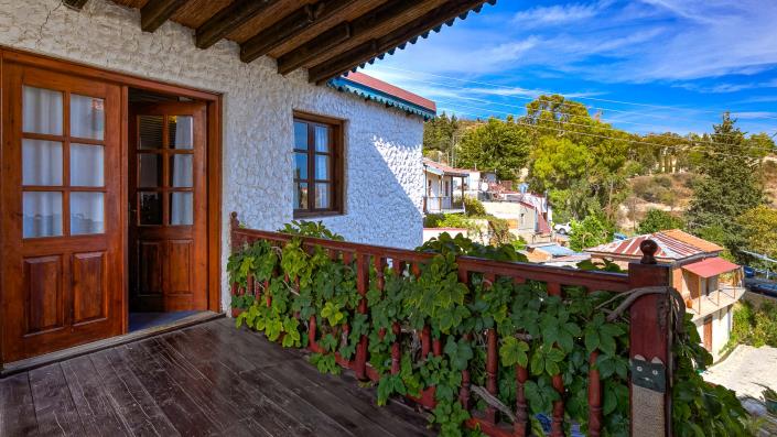 Image No.30-3 Bed Village House for sale