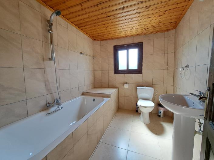 Image No.12-Maison de village de 3 chambres à vendre à Lemithou