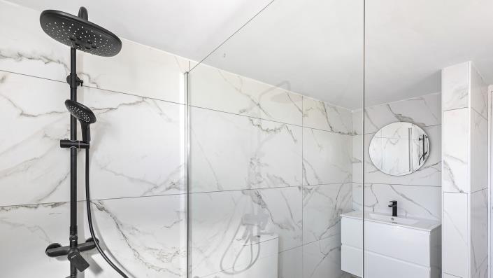 Image No.12-3 Bed Apartment for sale