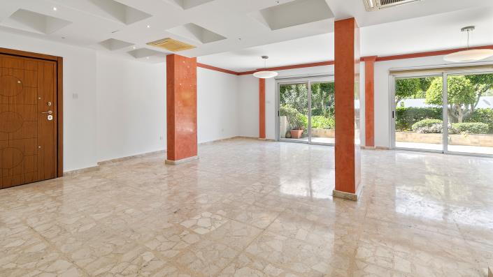 Image No.7-Appartement de 4 chambres à vendre à Agios Tychonas