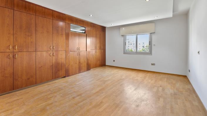 Image No.12-Appartement de 4 chambres à vendre à Agios Tychonas