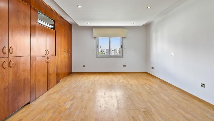 Image No.15-Appartement de 4 chambres à vendre à Agios Tychonas