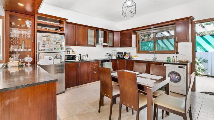 Image No.10-3 Bed House/Villa for sale