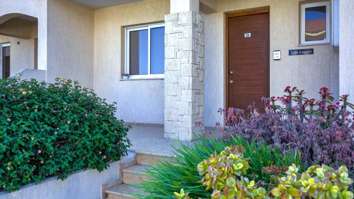 Image No.1-3 Bed Townhouse for sale
