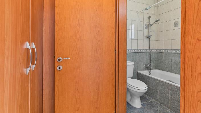 Image No.10-2 Bed Bungalow for sale