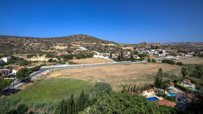 Image No.22-2 Bed Townhouse for sale